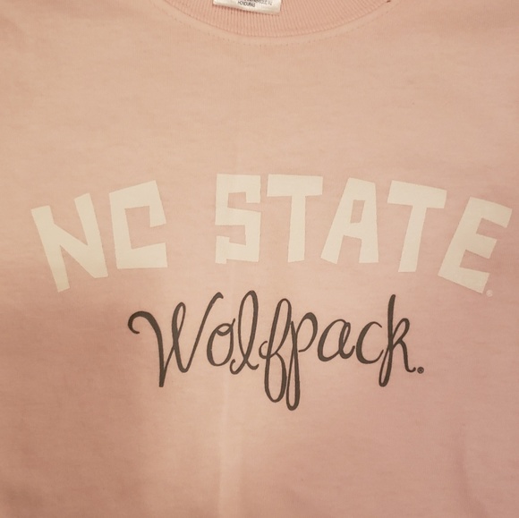 NWOT pink NC State Wolfpack t-shirt size small - Picture 1 of 4